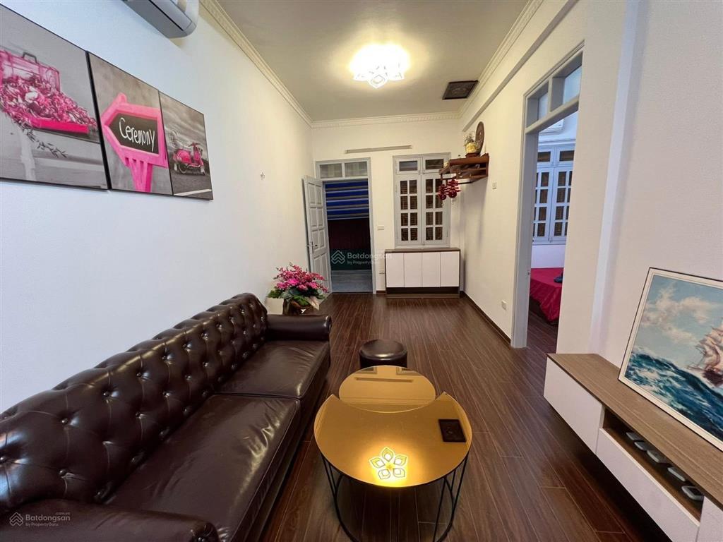 Bán nhà tập thể ngõ 68 quan nhân, cầu giấy, ô tô đỗ cầu thang, 68m², 2 ngủ, giá chào hơn 4 tỷ