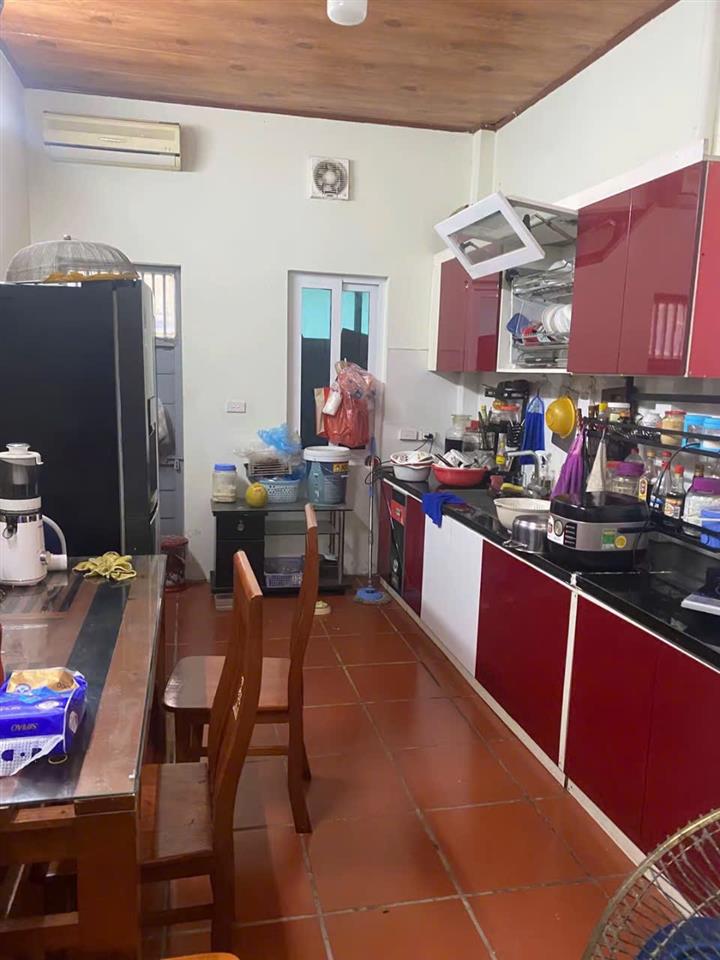 Hiếm có 1 căn mặt phố hoàng hoa thámba đình, giá rẻ, không quy hoạch. 45m 4 tầng giá 19,5 tỷ