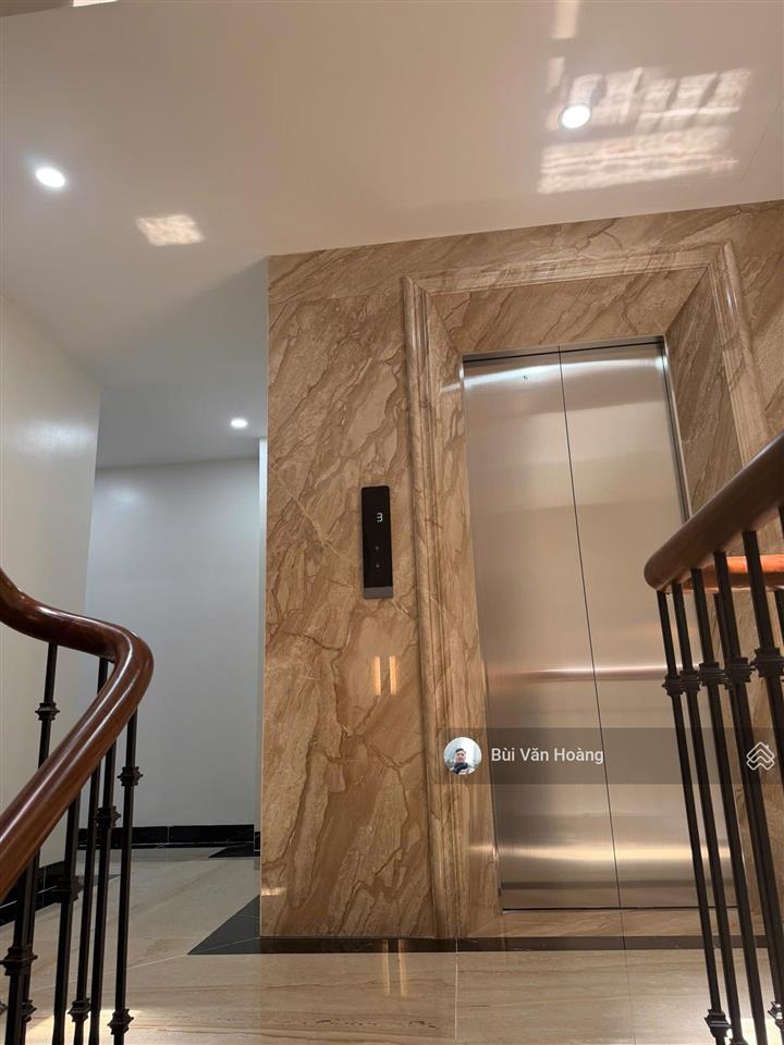 Bán nhà vừa ở vừa cho thuê kinh doanh phố vĩnh tuy, hai bà trưng, 100m2 xây mới 8 tầng giá hơn 30tỷ