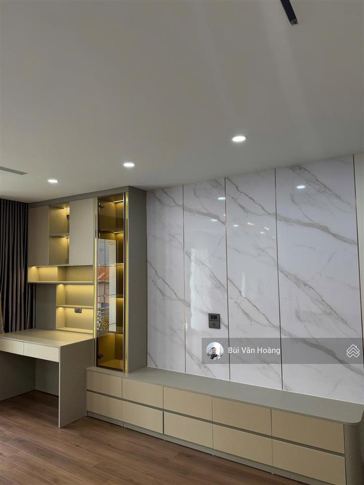 Bán nhà vừa ở vừa cho thuê kinh doanh phố vĩnh tuy, hai bà trưng, 100m2 xây mới 8 tầng giá hơn 30tỷ