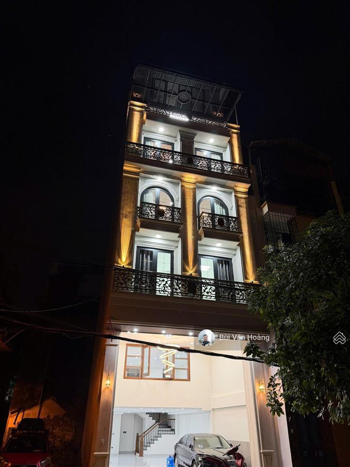 Bán nhà minh khai, hai bà trưng, 8 tầng thang máy, full nội thất xịn xò, giá chỉ hơn 30 tỷ