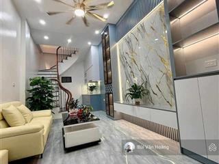 Bán nhà phố tôn đức thắng, đống đa, 22m, 6 tầng gần phố, full nội thất, giá chỉ hơn 5 tỷ