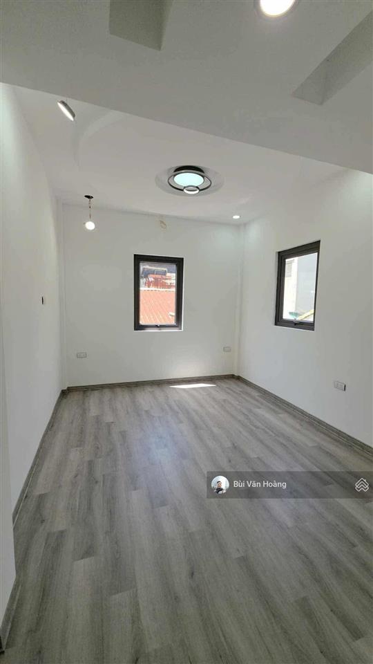 Bán nhà phố tôn đức thắng, đống đa, 22m, 6 tầng gần phố, full nội thất, giá chỉ hơn 5 tỷ