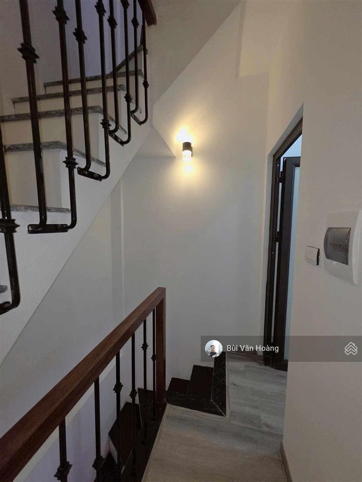 Bán nhà phố tôn đức thắng, đống đa, 22m, 6 tầng gần phố, full nội thất, giá chỉ hơn 5 tỷ