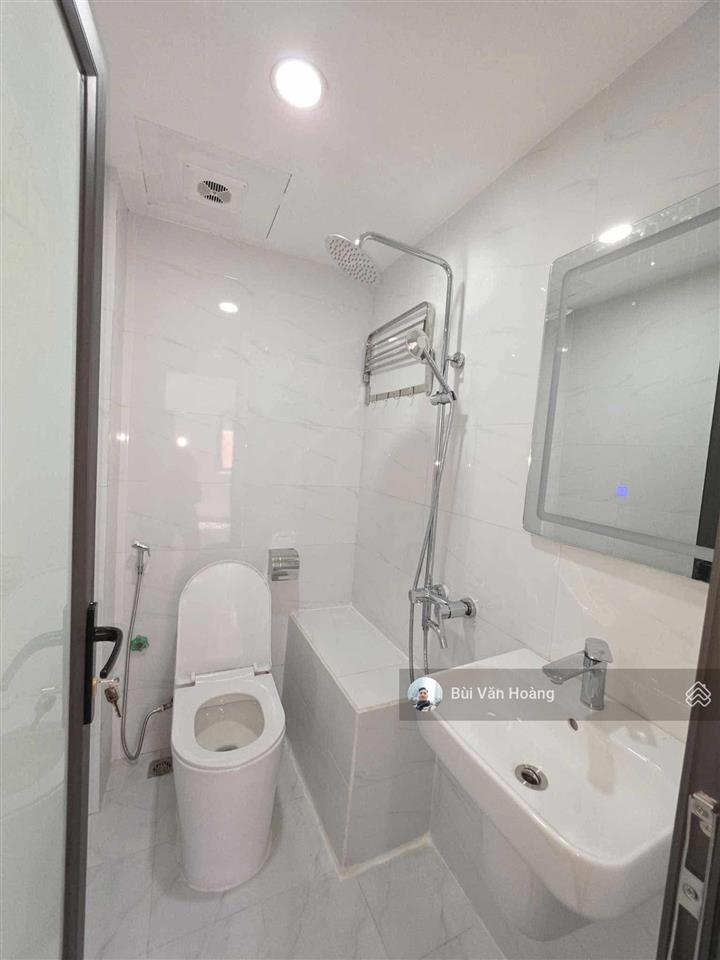 Bán nhà phố tôn đức thắng, đống đa, 22m, 6 tầng gần phố, full nội thất, giá chỉ hơn 5 tỷ