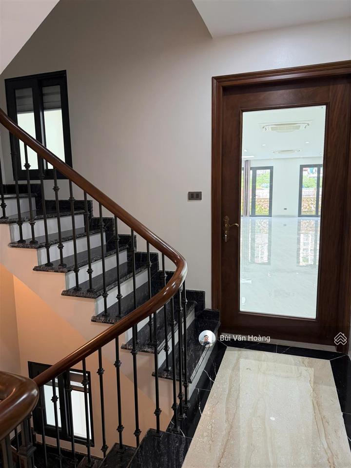 Giá tốt! nhà vĩnh tuy xây mới 106m2, 7 tầng thang máy, ô tô tránh, gara 4 xe, hơn 30 tỷ