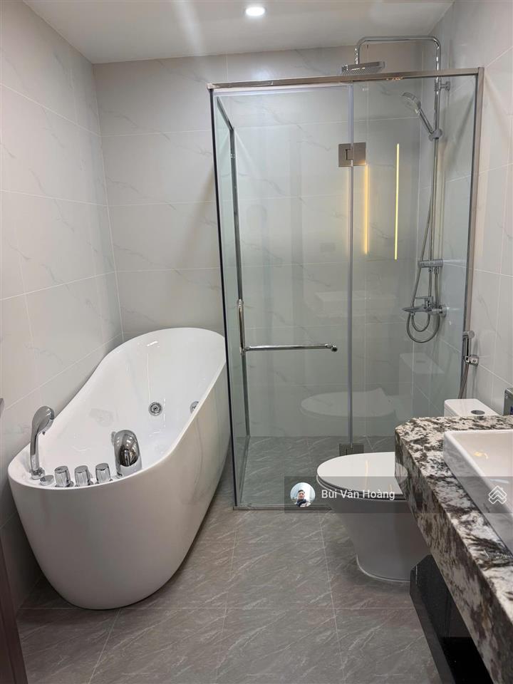 Giá tốt! nhà vĩnh tuy xây mới 106m2, 7 tầng thang máy, ô tô tránh, gara 4 xe, hơn 30 tỷ