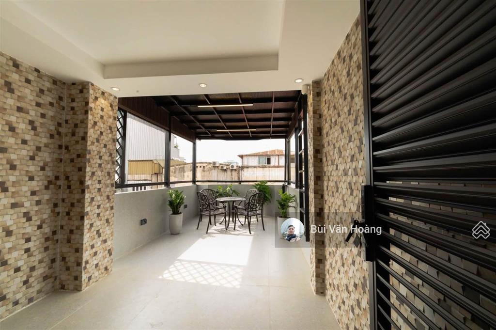 Bán nhà liễu giai, ba đình, ô tô đỗ cửa 7 tầng, 4 studio, dòng tiền 30 triệu/tháng, nhỉnh 15 tỷ
