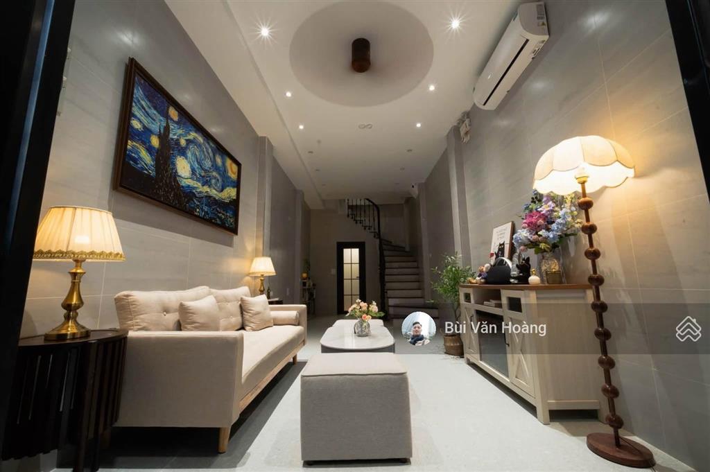 Bán nhà liễu giai, ba đình, ô tô đỗ cửa 7 tầng, 4 studio, dòng tiền 30 triệu/tháng, nhỉnh 15 tỷ