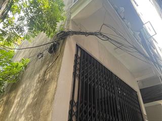Nhà lô góc 30m, 5 tầng, 3 ngủ gần hồ linh quang, đống đa, giá 6,5 tỷ