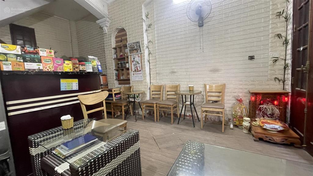 Bán tòa nhà apartment 265m2 9 tầng, mt 16m, thẳng 50m ra phố, dòng tiền gần 5 tỷ/năm giá chào 93 tỷ