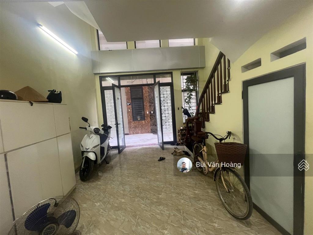 Chính chủ bán nhà phố cương ngô, nguyễn bặc  thanh trì, ôtô cách 20m, 5 tầng full nội thất giá 8tỷ
