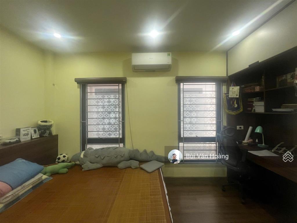 Chính chủ bán nhà phố cương ngô, nguyễn bặc  thanh trì, ôtô cách 20m, 5 tầng full nội thất giá 8tỷ