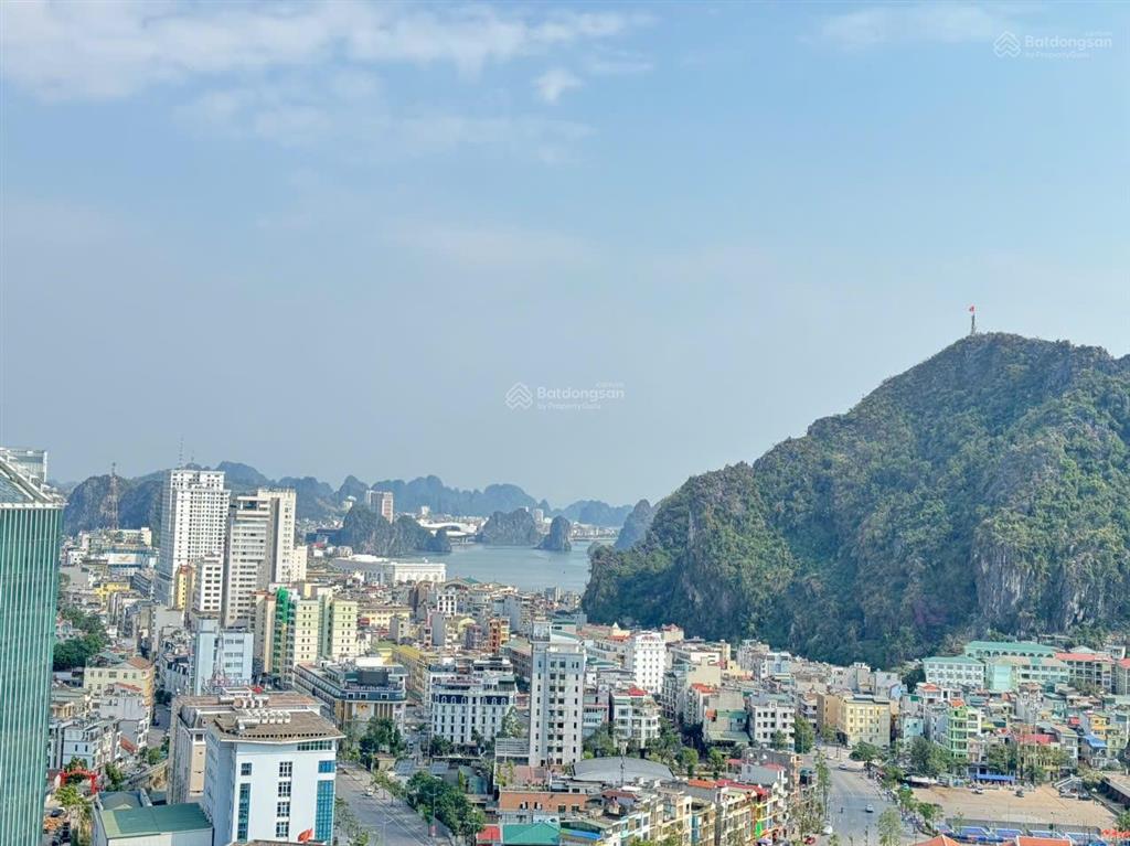Cần bán studio full nội thất tầng cao view thoáng sapphire hạ long