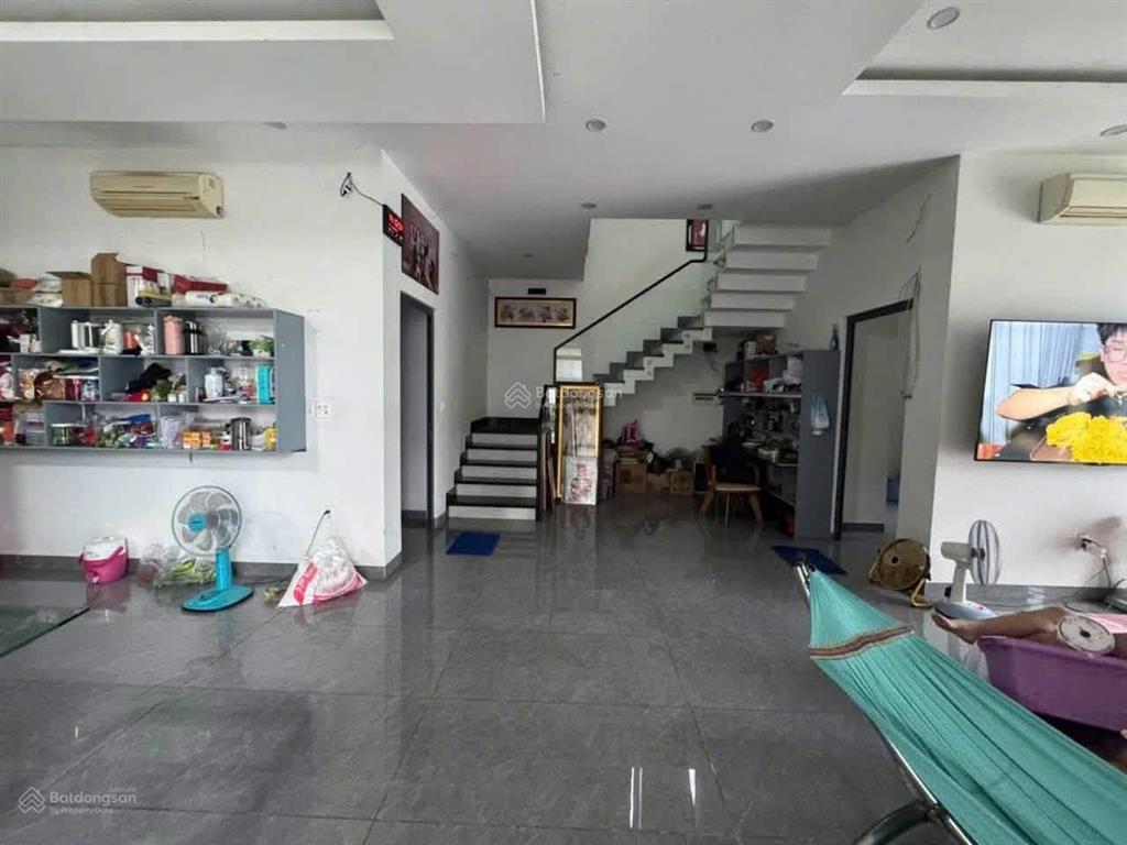 Bán biệt thự 13,5x33m tc 110m2 thủ dầu một gần kdl đại nam  phù hợp dưỡng già