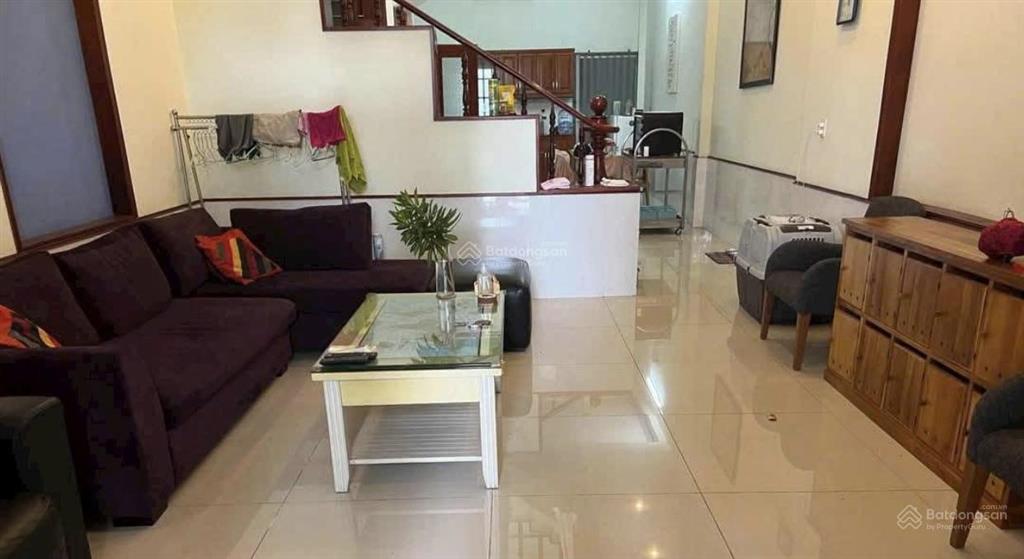 Cho thuê nhà 1 trệt 2 lầu gần vòng xoay hiệp thành 3 nhà rộng rãi thoáng mát phù hợp mở vp công ty