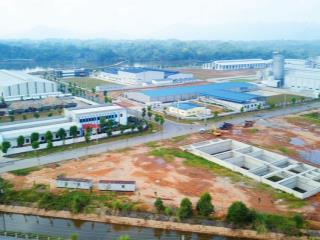 Bán 2ha đất công nghiệp giáp xuân mai. giá 32 tỷ cả lô, có sổ đỏ, giấy phép xây dựng, bán công ty