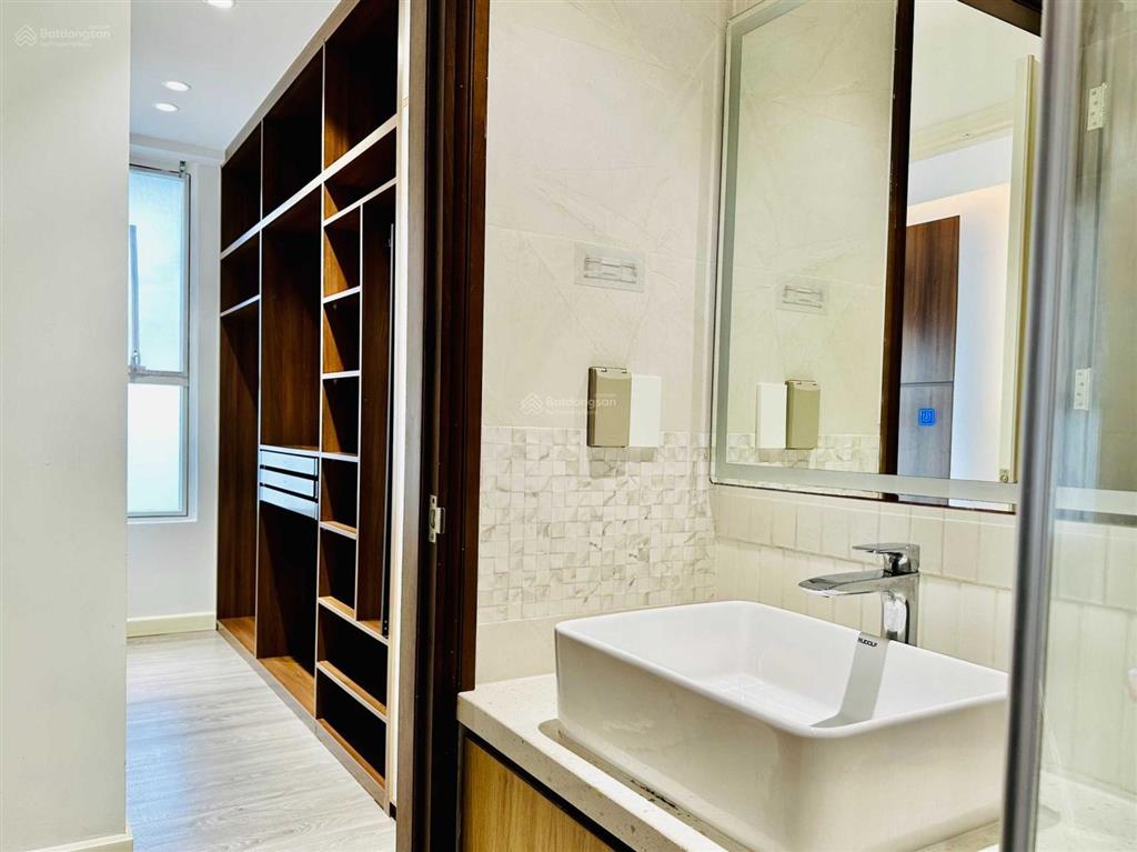 Ngộp! ra gấp chcc cao cấp sky center 139m2 3pn full nt giá siêu rẻ 10.500 tỷ, phổ quang  tân bình