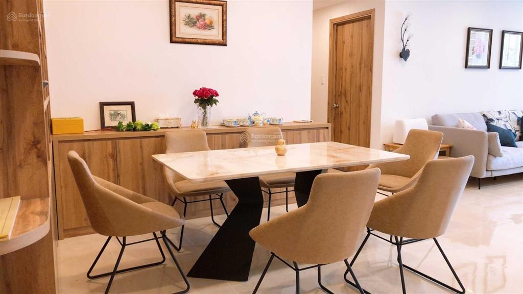 Ngộp cần ra nhanh căn 2pn full nt đẹp 51m2 chỉ 4 tỷ 500, golden mansion  119 phổ quang