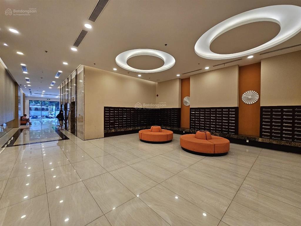 Bán gấp shophouse 52m2 giá rẻ 4,5 tỷ nhận nhà, garden gate  hoàng minh giám, ngay công viên gđ