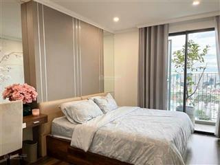 Cho thuê gấp chcc 74m2 2pn giá siêu rẻ 15tr/tháng gần sân bay ở sky center, phổ quang