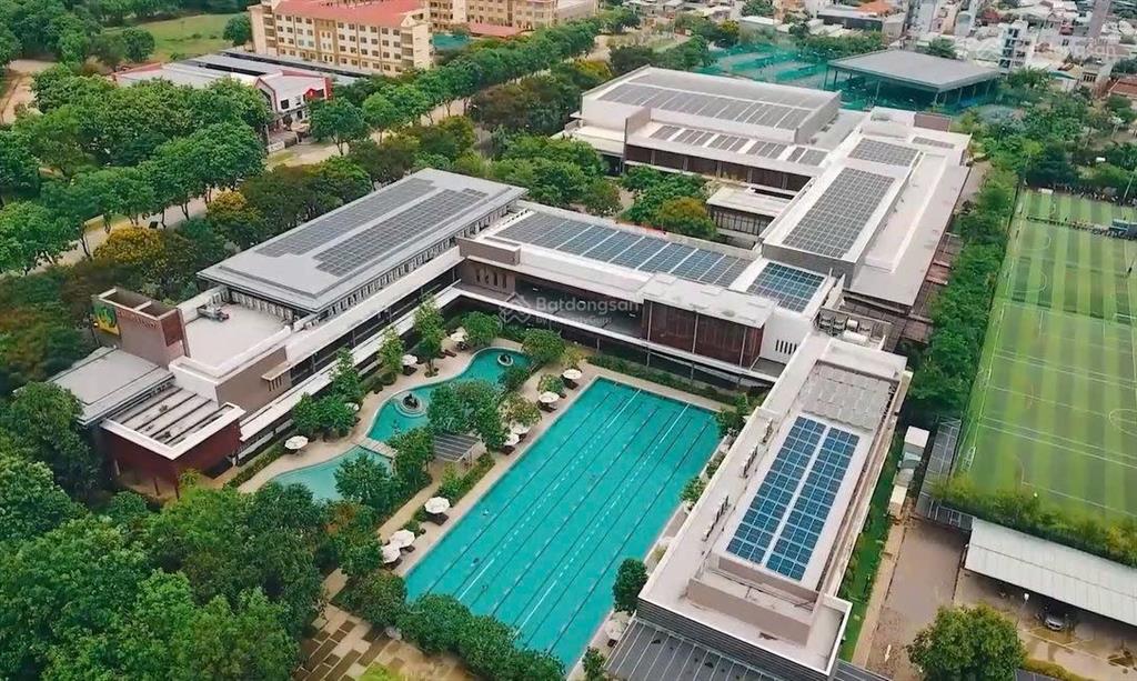 Cho thuê 1.000m2 mặt bằng sân vườn kinh doanh cafe trong clb thể thao celadon lớn nhất tân phú