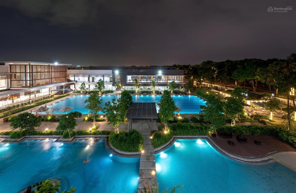 Cho thuê 1.000m2 mặt bằng sân vườn kinh doanh cafe trong clb thể thao celadon lớn nhất tân phú