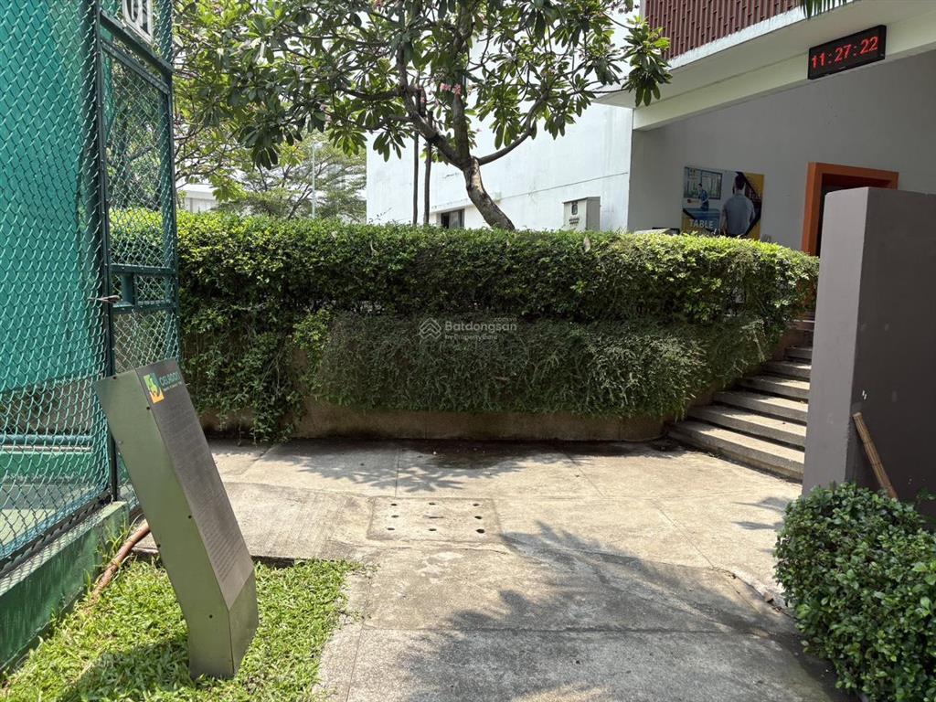 Cho thuê 1.000m2 mặt bằng sân vườn kinh doanh cafe trong clb thể thao celadon lớn nhất tân phú