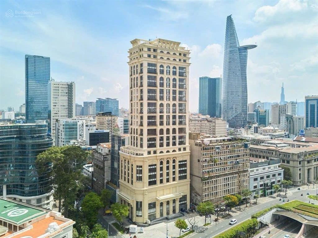 Building mặt tiền sử dụng hơn 3.300m2  4 thang máy  số 39 võ văn kiệt, quận 1