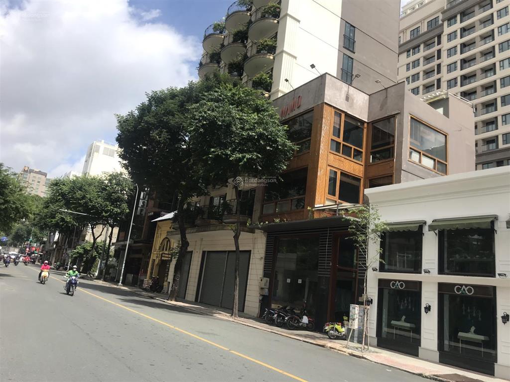 Ngang 8m  sử dụng hơn 400m2  gần nhà thờ tân định số 74 hai bà trưng, quận 1