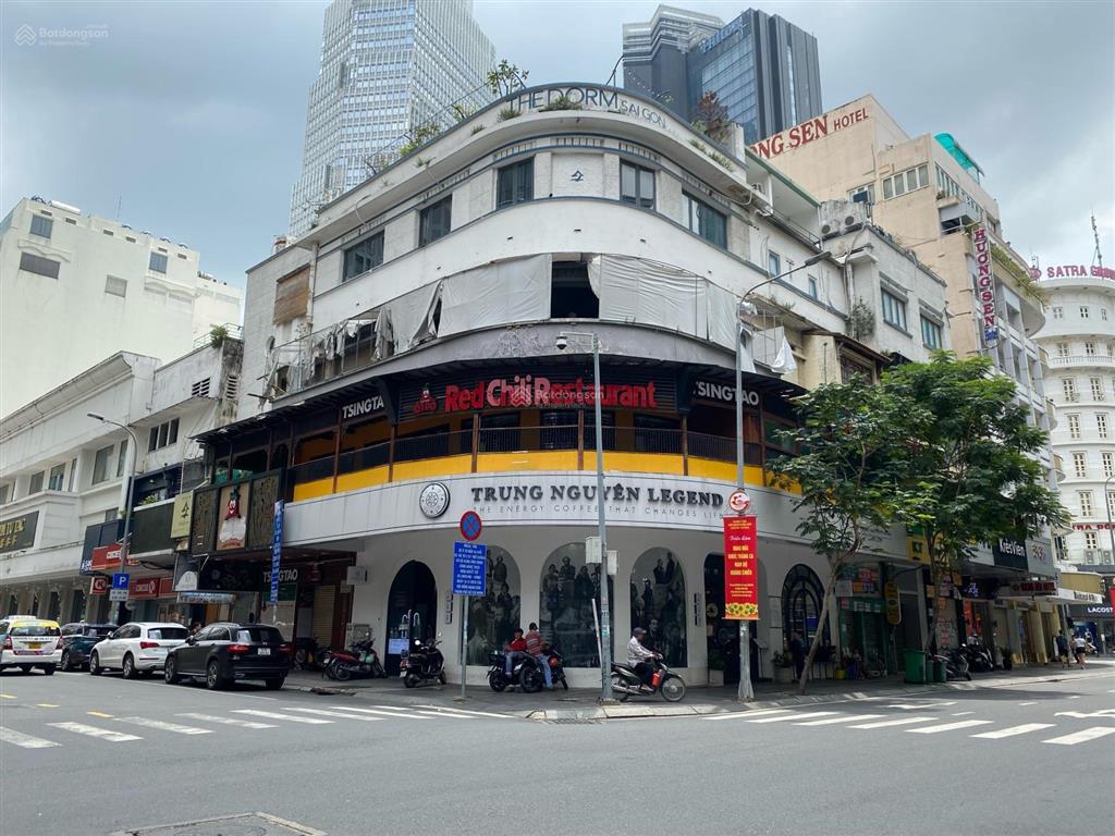 Góc 2 mặt tiền  hơn 400m2 sử dụng  trung tâm hành chính  81 đồng khởi, quận 1.!!