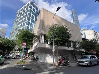 Góc 2 mặt tiền ngang 12m  hơn 900m2 sử dụng  số 18 tôn thất đạm, quận 1.!!