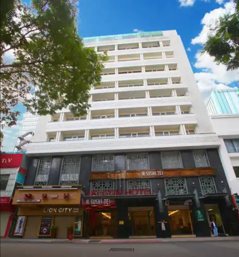 Mặt bằng trống suốt trung tâm hành chính, gần nhà hát thành phố  số 42 đông du, quận 1