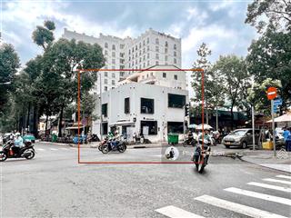 Góc 2 mặt tiền ngang 14m  300m2 sử dụng số 131 nguyễn đình chiểu, quận 3