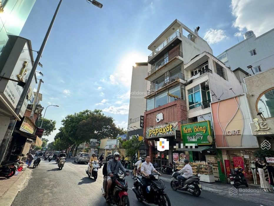 Toà nhà ngang 7m  sử dụng hơn 3350m2  cạnh nhà khách phương nam số 215bis nguyễn trãi, quận 1