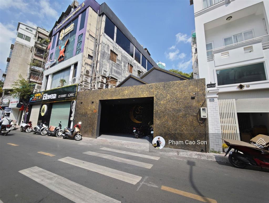 Mặt tiền phường nguyễn cư trinh ngang 9m  trống suốt  số 20 cao bá nhạ, quận 1