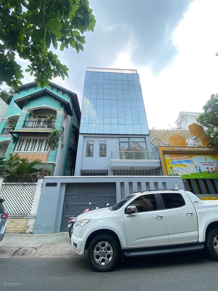 Toà nhà tuyến đường hoa, ngang 8m, hơn 900m  mặt tiền 178 hoa lan, quận phú nhuận..!!