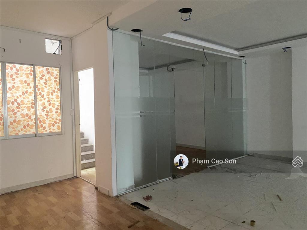 Ngang 8m  sử dụng 800m2  gần nhà thờ tân định  mặt tiền 51 đặng dung, quận 3..!!