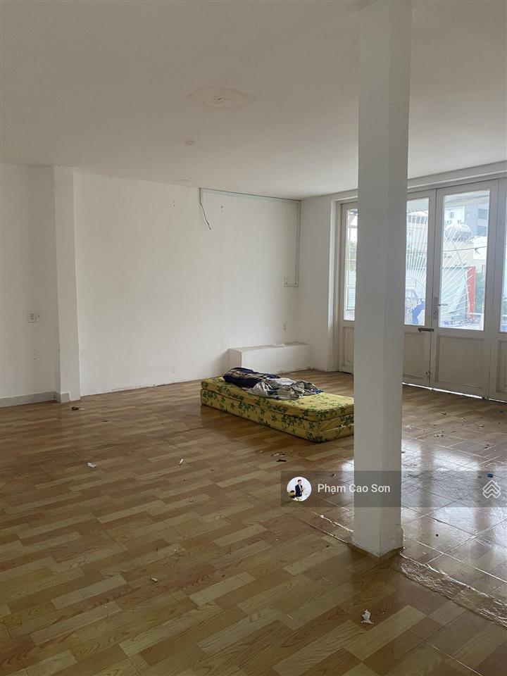 Ngang 8m  sử dụng 800m2  gần nhà thờ tân định  mặt tiền 51 đặng dung, quận 3..!!