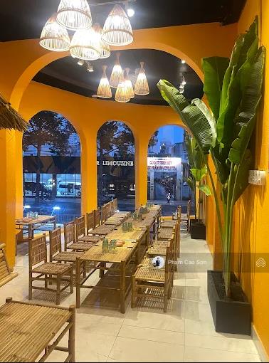 Góc 2 mặt tiền, ngang 8m, gần khách sạn pullman  mặt tiền 220 trần hưng đạo, quận 1