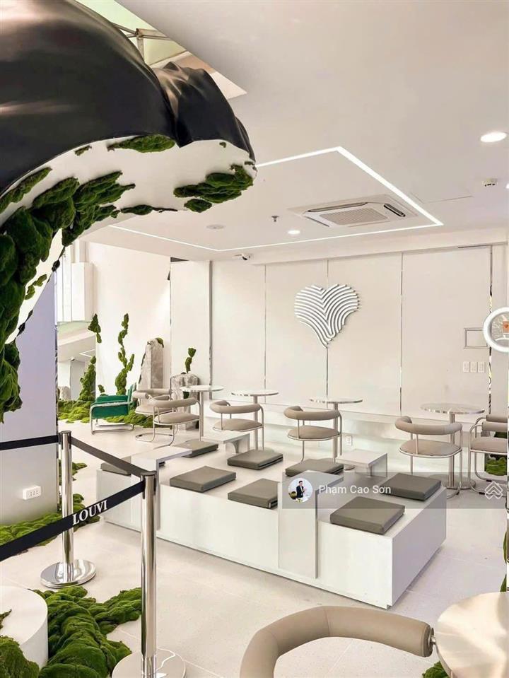 Góc 2 mặt tiền sử dụng 150m²  đối diện sài gòn square  số 6 lưu văn lang, quận 1