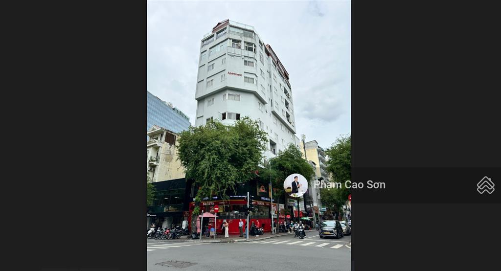 Góc 2 mặt tiền 300m2  view vàng gần vincom đồng khởi  số 10c thái văn lung  lê thánh tôn, quận 1