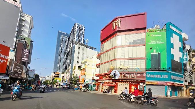 Góc 2 mặt tiền ngang 18m, ngay vòng xoay cống quỳnh, tuyến đường ăn uống  a36a nguyễn trãi, quận 1