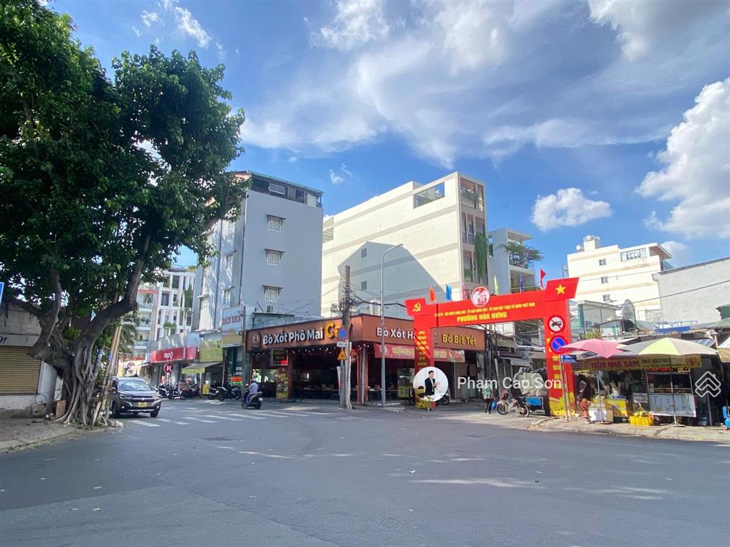 Góc 2 mặt tiền ngang 11m  gần tttm vạn hạnh mall  số 70 đồng nai, quận 10