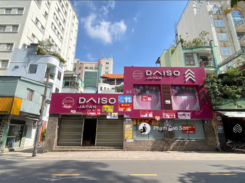 Mặt tiền ngang 17m  sử dụng hơn 500m²  trống suốt vị trí tốt  số 33 kỳ đồng, quận 3