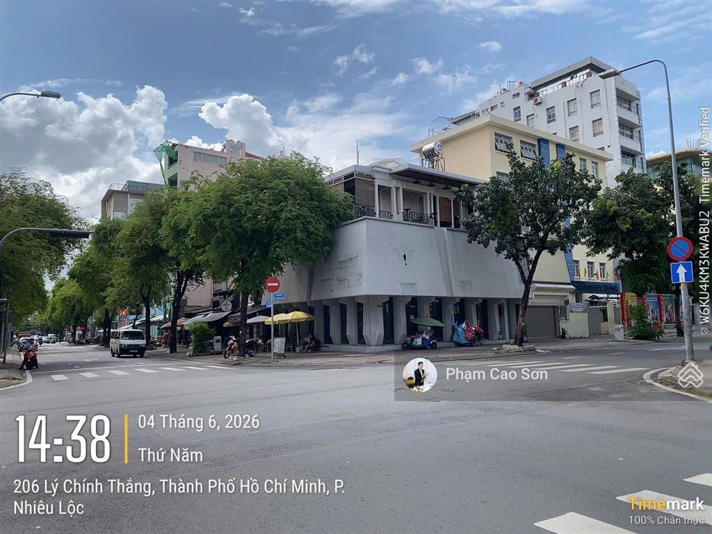 Ngang lớn 12m, góc 2 mặt tiền trống suốt gần nhà thờ tân định  số 204b lý chính thắng, quận 3