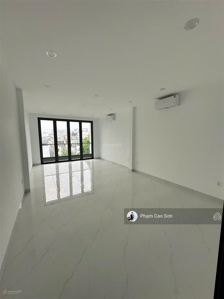 Có thang máy  hơn 400m2 sử dụng  gần vòng xoay cống quỳnh  số 35 cống quỳnh, quận 1