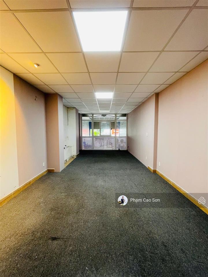 Có thang máy  tòa nhà hơn 800m2, gần chợ bến thành  số 132 ký con, quận 1