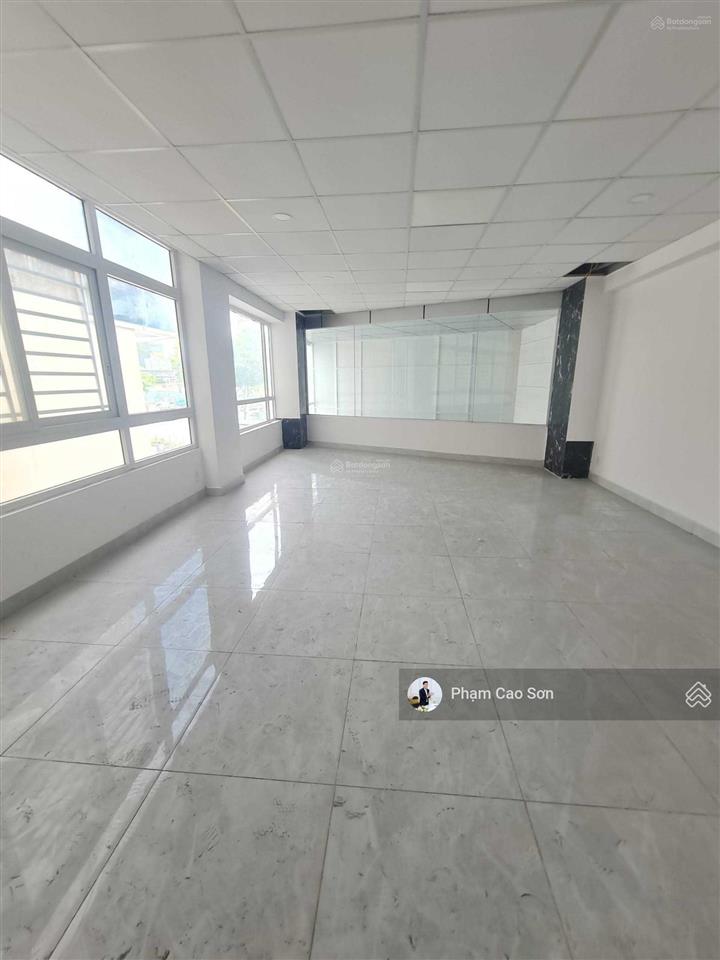 Có thang máy  toà nhà mặt tiền trung tâm hành chính, đối diện bitexco  92c hàm nghi, quận 1