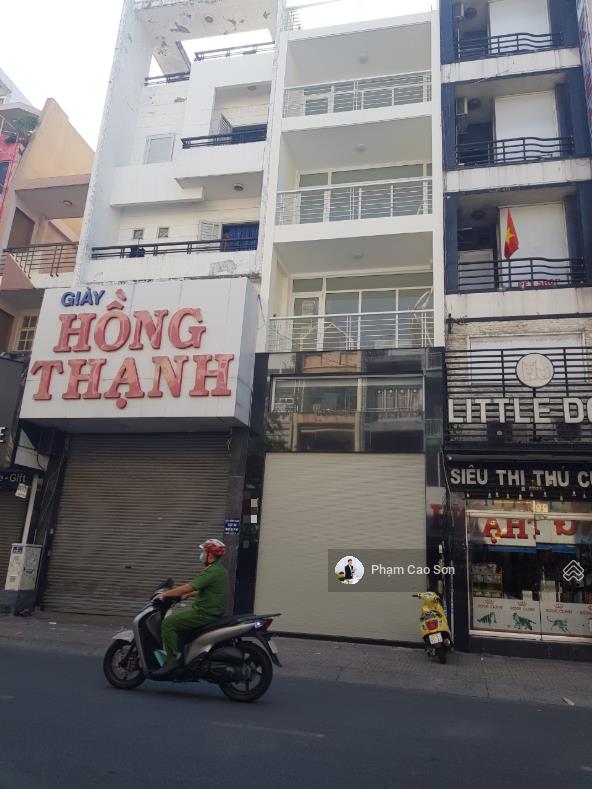 Có thang máy  600m2 sử dụng  mặt tiền 522 nguyễn đình chiểu, quận 3!